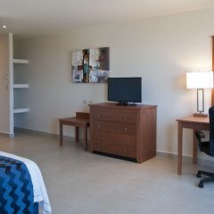 Отель Holiday Inn Express Cabo San Lucas Кабо-Сан-Лукас удобства в номере