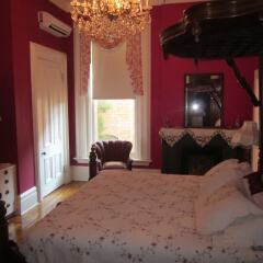 Отель Baer House Inn
