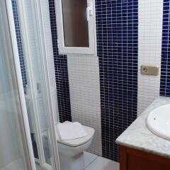 Отель Santa Ana Apartamentos ванная фото 2