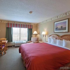 Country Inn & Suites by Radisson, Cedar Falls, IA in Cedar Falls, United States of America from 127$, photos, reviews - zenhotels.com guestroom photo 2