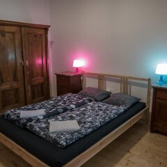 Отель Clown and Bard Hostel Чехия, Прага - отзывы, цены и фото номеров - забронировать отель Clown and Bard Hostel онлайн комната для гостей фото 4