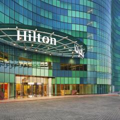 Отель Hilton Capital Grand Abu Dhabi спортивное сооружение