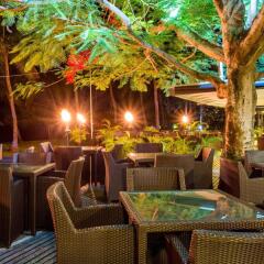 Отель Lomani Island Resort - Adults Only фото 2