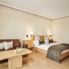 Small & Beautiful Hotel Gnaid Тироло комната для гостей