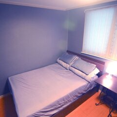 Отель Kimchee Hongdae Guesthouse комната для гостей фото 4