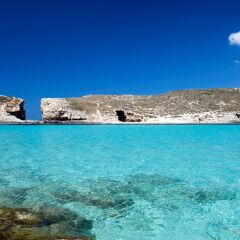 Отель Holiday Inn Express Malta Мальта, Сан Джулианс - отзывы, цены и фото номеров - забронировать отель Holiday Inn Express Malta онлайн пляж фото 2
