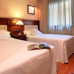 Апартаменты Apartments Hispanos Siete Suiza Барселона комната для гостей фото 3