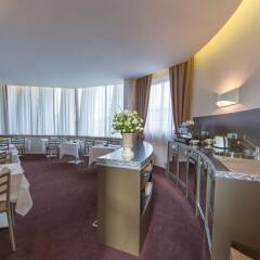Hotel Delta Монтеварчи питание