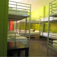 Yellow Nest Hostel Barcelona фото 3