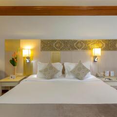 Отель Best Western Premier Bangtao Beach Resort & Spa комната для гостей фото 4
