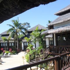Отель The View Fiji балкон