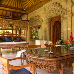 Отель Matahari Beach Resort & Spa гостиничный бар