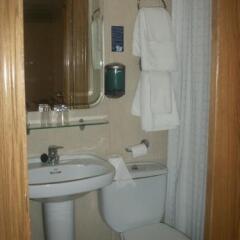Отель Hostal La Nava ванная фото 2