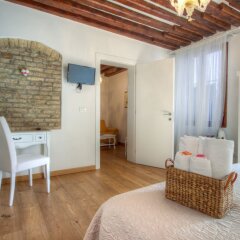 Отель B&B Residenza Corte Antica Италия, Венеция - отзывы, цены и фото номеров - забронировать отель B&B Residenza Corte Antica онлайн комната для гостей фото 5