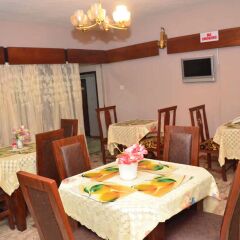 Отель Queens way Resorts питание