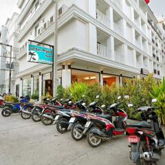 Garden Phuket Hotel парковка