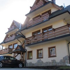 Отель Apartamenty Pod Skocznią Закопане вид на фасад