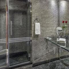 Отель Hilton Dubai Creek сауна