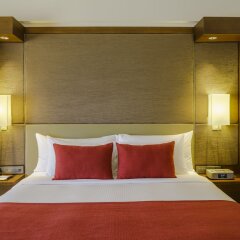 Отель Crowne Plaza Bangkok Lumpini Park Таиланд, Бангкок - отзывы, цены и фото номеров - забронировать отель Crowne Plaza Bangkok Lumpini Park онлайн комната для гостей фото 2