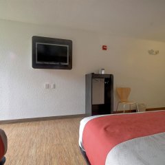 Отель Motel 6 Miami, FL США, Майами - отзывы, цены и фото номеров - забронировать отель Motel 6 Miami, FL онлайн удобства в номере