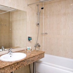 Hrizantema- All Inclusive Hotel ванная фото 2