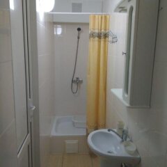 Гостиница Guesthouse Samburova 210 в Анапе отзывы, цены и фото номеров - забронировать гостиницу Guesthouse Samburova 210 онлайн Анапа ванная фото 2