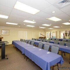 Отель Rodeway Inn Kingsville Кингсвилль помещение для мероприятий