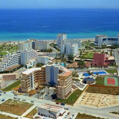 Отель Cala Millor Garden, Adults Only пляж