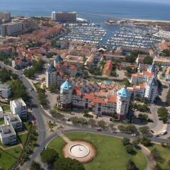 Отель Algardia Marina Parque Apartments By Garvetur Португалия, Виламура - отзывы, цены и фото номеров - забронировать отель Algardia Marina Parque Apartments By Garvetur онлайн пляж