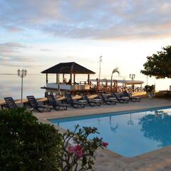 Отель Hitimoana Villa Tahiti Французская Полинезия, Папеэте - отзывы, цены и фото номеров - забронировать отель Hitimoana Villa Tahiti онлайн бассейн
