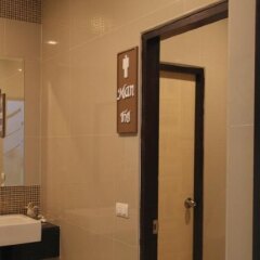 The Nice Hotel Bangtao Beach ванная фото 3