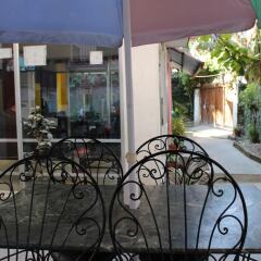 Отель Hostel Himalaya Непал, Катманду - отзывы, цены и фото номеров - забронировать отель Hostel Himalaya онлайн балкон