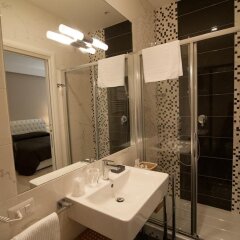 Отель Les Suites Bari Бари ванная