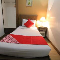 Отель OYO 106 24H City Hotel Филиппины, Макати - отзывы, цены и фото номеров - забронировать отель OYO 106 24H City Hotel онлайн комната для гостей фото 2