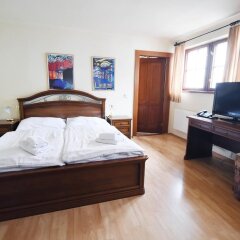 Отель Little Quarter Hostel Чехия, Прага - 11 отзывов об отеле, цены и фото номеров - забронировать отель Little Quarter Hostel онлайн комната для гостей фото 5
