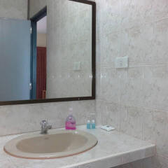 Апартаменты Freedom Estate Serviced Apartments Ланта ванная