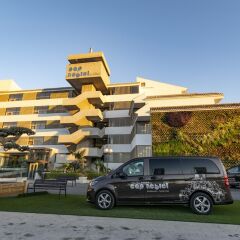 Hotel Cap Negret городской автобус