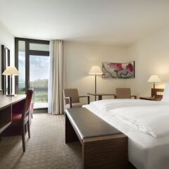 Отель Ramada Nuernberg Parkhotel комната для гостей фото 5