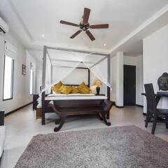 Отель Villa Ploi Attitaya 6 Bed 2 Storey Villa Near Nai Harn Beach Таиланд, Равай - отзывы, цены и фото номеров - забронировать отель Villa Ploi Attitaya 6 Bed 2 Storey Villa Near Nai Harn Beach онлайн комната для гостей фото 3
