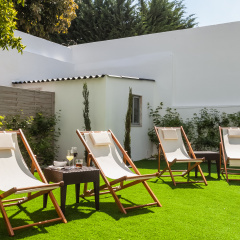 Отель Vila Garden Guesthouse бассейн фото 2