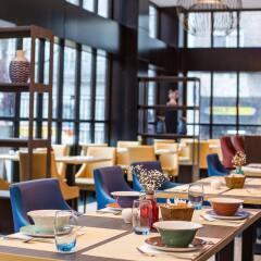 Отель Leonardo Hotel Madrid City Center Испания, Мадрид - 1 отзыв об отеле, цены и фото номеров - забронировать отель Leonardo Hotel Madrid City Center онлайн питание фото 3