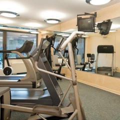 Отель Murray Hill East Suites фитнесс-зал фото 2