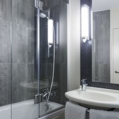 Отель ibis Liège Centre Opéra Бельгия, Льеж - отзывы, цены и фото номеров - забронировать отель ibis Liège Centre Opéra онлайн ванная фото 2