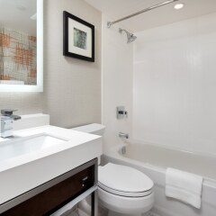 Отель Crowne Plaza Toronto Airport Канада, Торонто - отзывы, цены и фото номеров - забронировать отель Crowne Plaza Toronto Airport онлайн фото 2