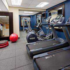 Отель Hampton Inn Manhattan-Times Square North США, Нью-Йорк - 1 отзыв об отеле, цены и фото номеров - забронировать отель Hampton Inn Manhattan-Times Square North онлайн фитнесс-зал фото 3