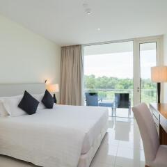 Отель Splash Beach Resort комната для гостей