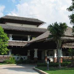 Отель The Golf Lodge Laem Chabang парковка