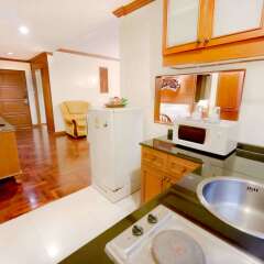 Отель Royal Ivory Sukhumvit Nana By Compass Hospitality Бангкок в номере фото 2