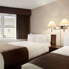 Отель Days Inn by Wyndham Trois-Rivieres комната для гостей фото 3
