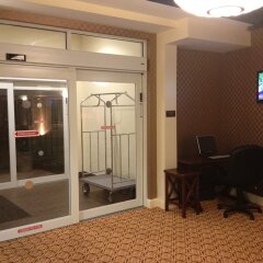 Отель Aashram Hotel by Niagara River США, Ниагара-Фолс - отзывы, цены и фото номеров - забронировать отель Aashram Hotel by Niagara River онлайн интерьер отеля